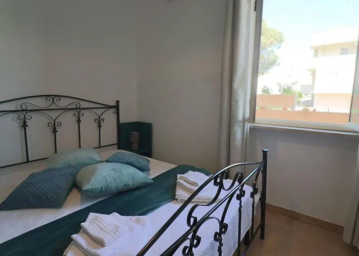 Nyaraló Casa Rossella Spacious With Terrace, Near The Sea