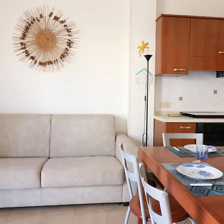 Casa Rossella Spacious With Terrace, Near The Sea *