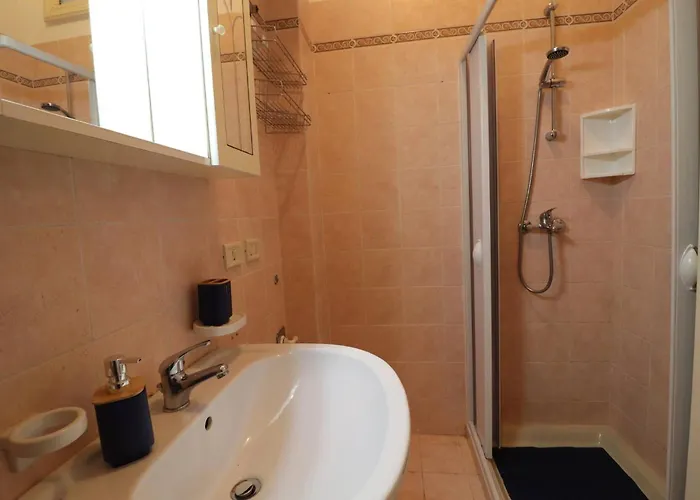 Casa Rossella Spacious With Terrace, Near The Sea *