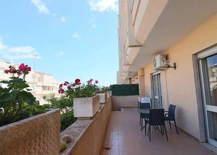 Tatil Evi Casa Rossella Spacious With Terrace, Near The Sea *